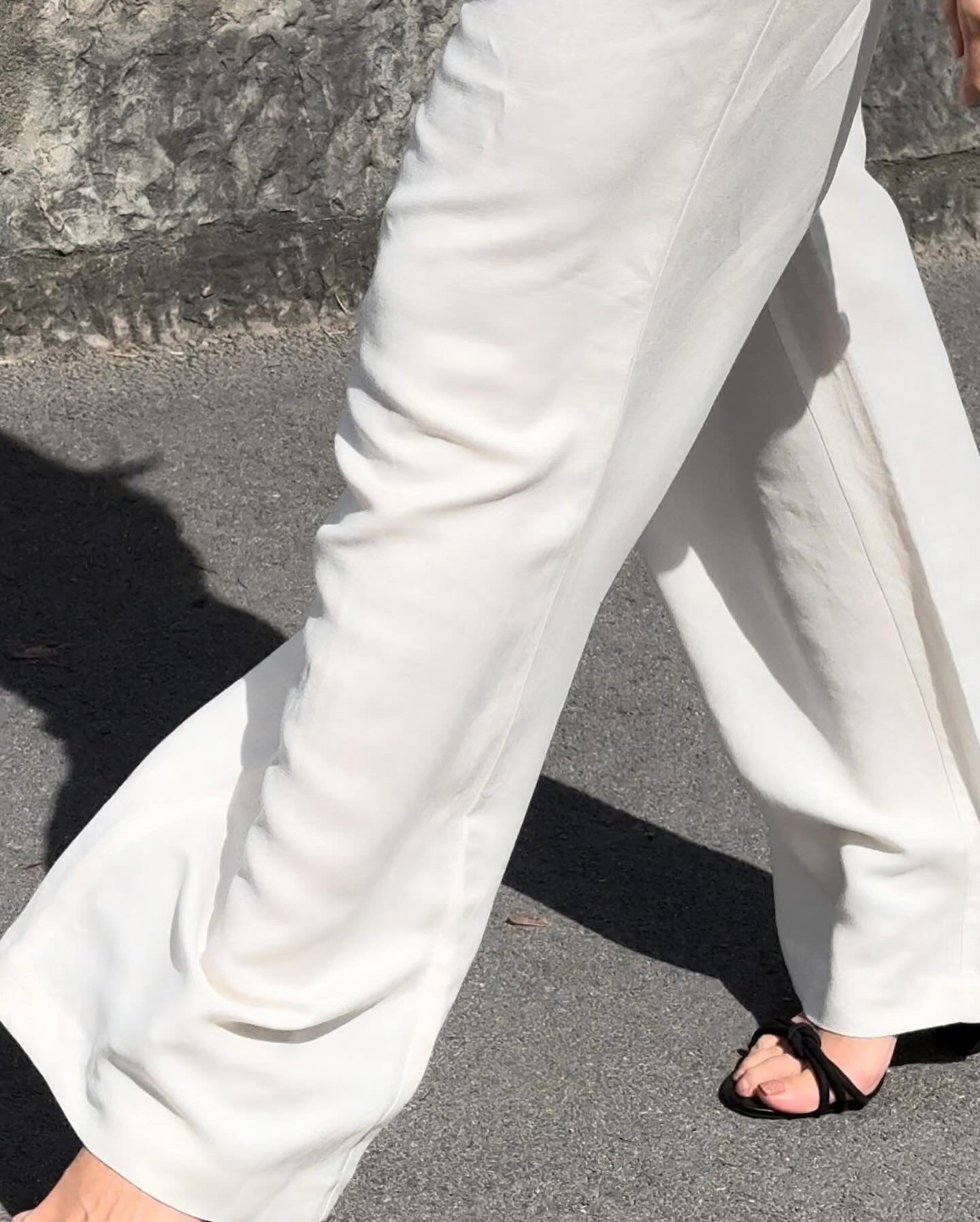 White Linen and Viscose Trousers St. Tropez