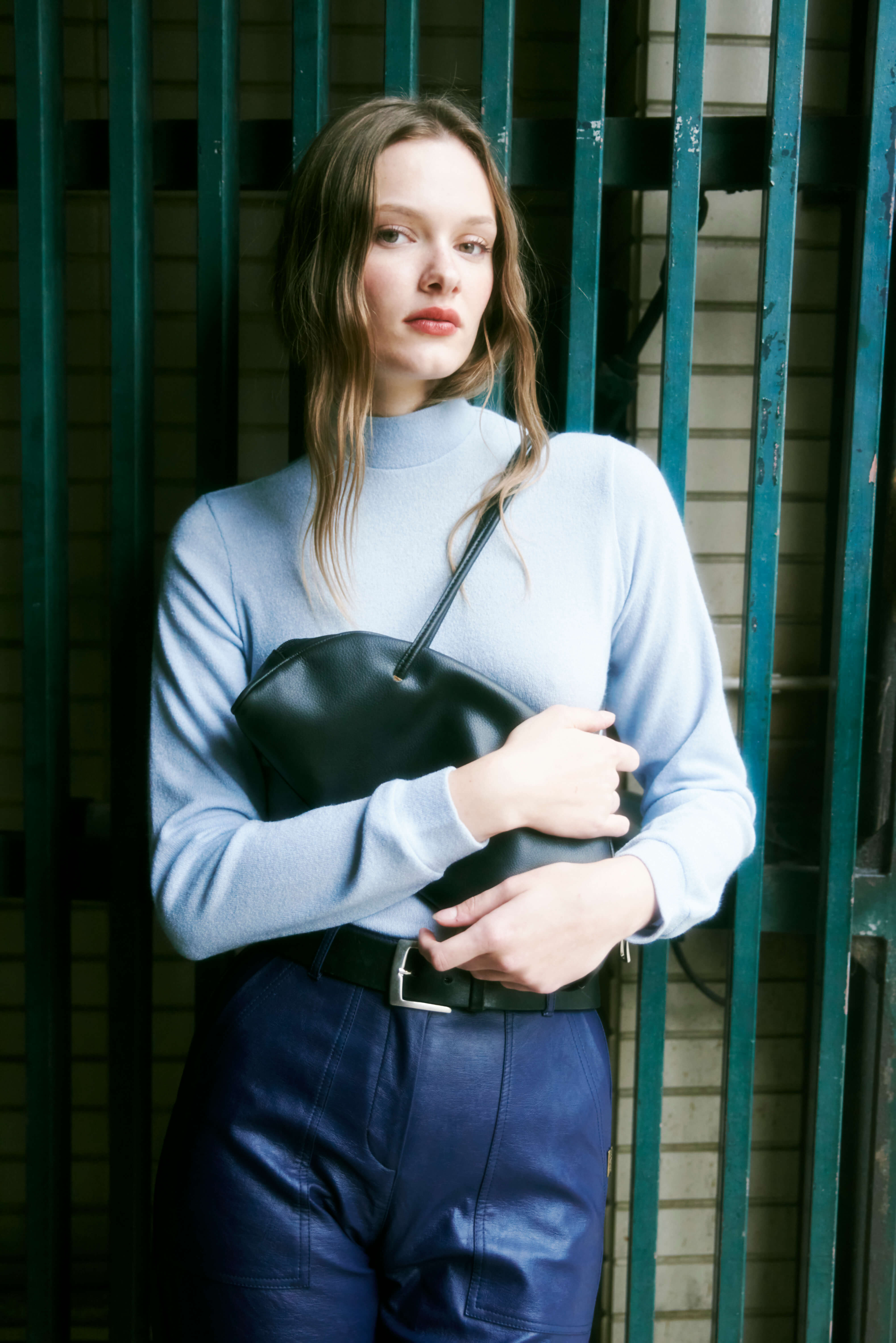 Pantalon Bleu en Cuir Vegan Paloma